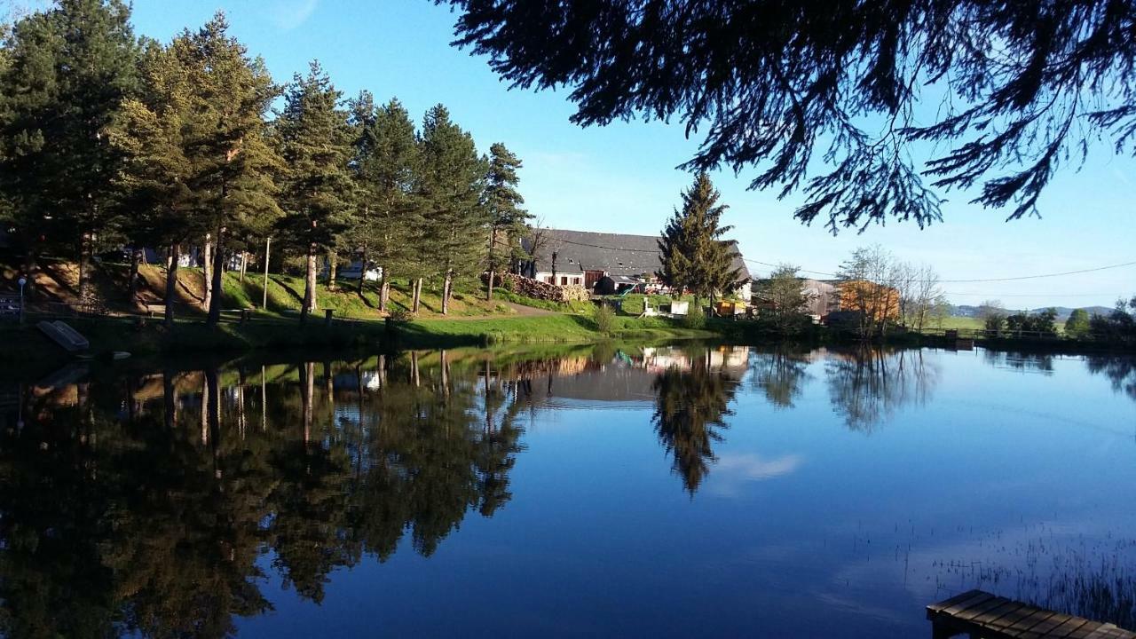 Hotel Camping De Flechat Orcival Zewnętrze zdjęcie